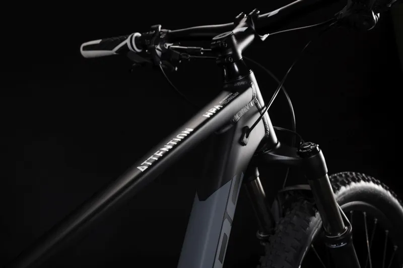 2019 Cube Attention SL Hardtail Mountain Bike in Black-2