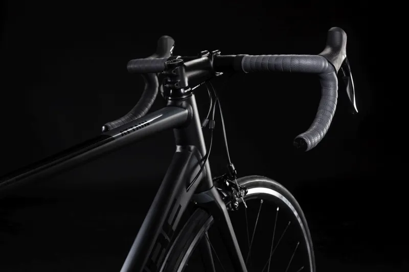 2019 Cube Attain SL Road Bike in Black-3