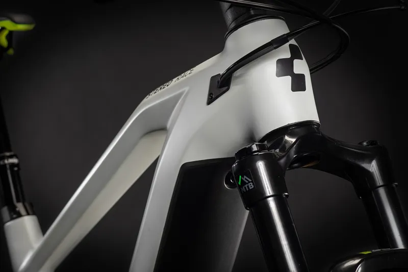 2020 Cube Stereo Hybrid 140 HPC Race 625 Carbon FS eMTB in Green-2