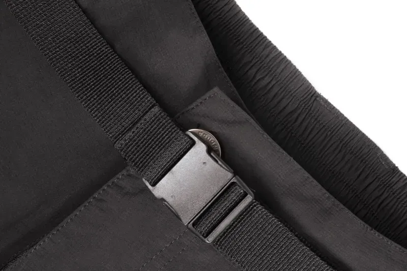 Endura Hummvee Shorts II with Liner in Black-3