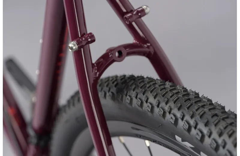 2021 Genesis Croix De Fer 30 Steel Gravel Bike in Purple-13